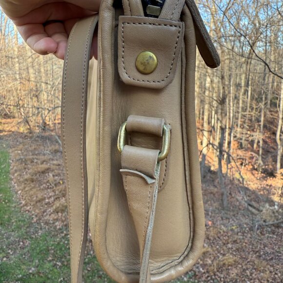 Vintage Coach Taylor Zip in stone with hang tag! - Picture 8 of 13